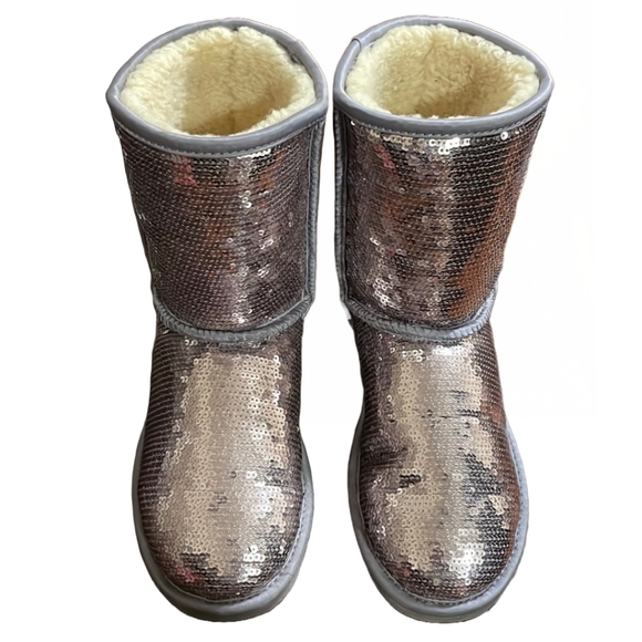 UGG Sequined Boots Size 6 - Picture 1 of 16